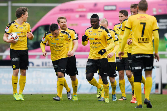 Frejs spelare jublar