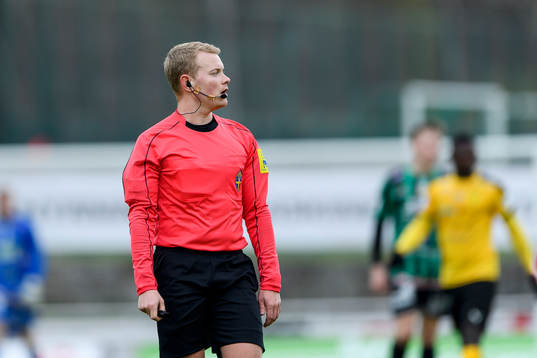 Domare Fredrik Klitte