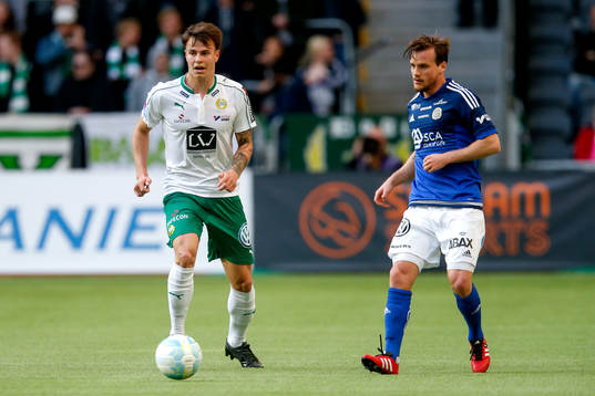 Hammarbys Arnor Smarason och Sundsvalls Eric Larsson