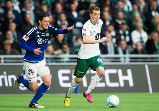 Sundsvalls Robin Tranberg jagar Hammarbys Birkir Már