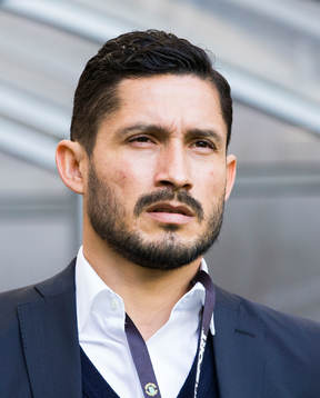 Hammarbys players manager Pablo Piñones-Arce innan
