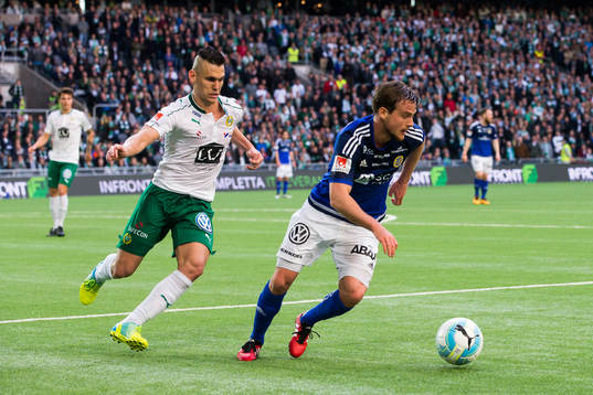 Hammarbys Alexssander Medeiros de Azeredo jagar Sundsvalls
