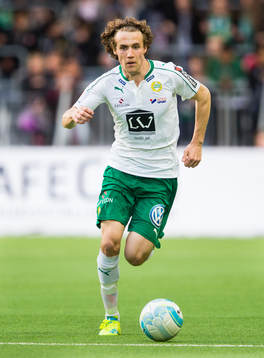 Hammarbys Fredrik Torsteinbö med bollen