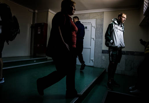 Andreas Granqvist blir intervjuvad