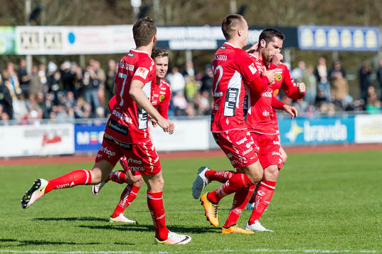 Elfsborgs Emir Bajrami har gjort 1-2 på frispark och