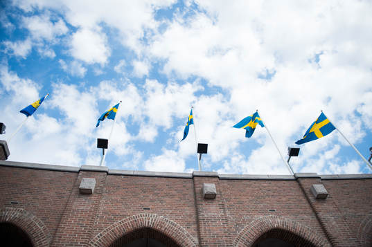 Sveriges flaggor är hissade på Stadion