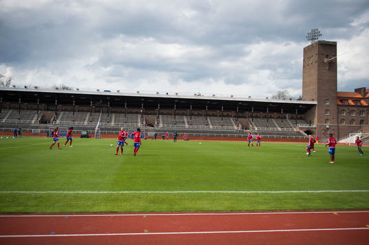 Vittsjös spelare värmer upp
