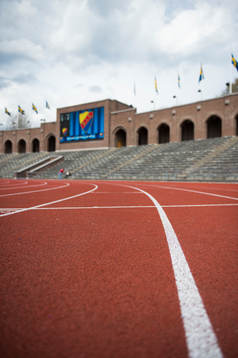 Sveriges flaggor är hissade på Stadion