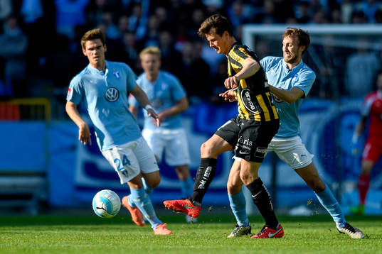 Häckens Niels Vorthoren och Malmö FFs Magnus Wolff Eikrem