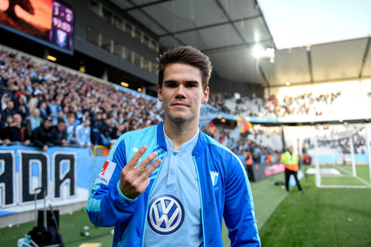 Malmö FFs tremålsskytt Vidar Örn Kjartansson jublar