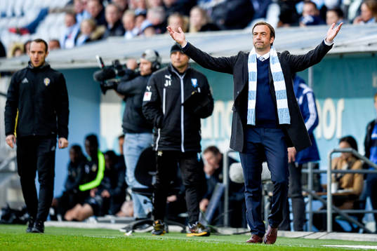 Malmö FFs tränare Allan Kuhn är inte överrens med