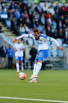 Norrköpings Emir Kujovic skjuter in mål 2-0 och