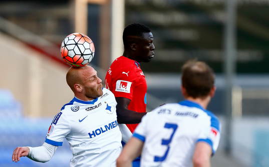 Norrköpings Daniel Sjölund och Helsingborgs Lalawélé