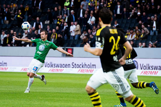 Jönköpings Fredric Fendrich laddar för skott