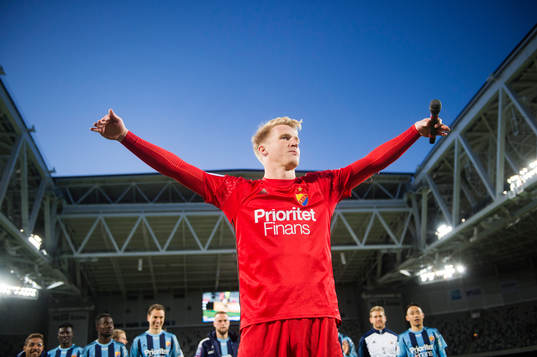 Djurgårdens målvakt Hampus Nilsson jublar