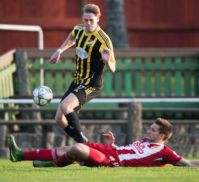 IFK Hässleholms Filip Ranmo i matchen i division 2 mellan