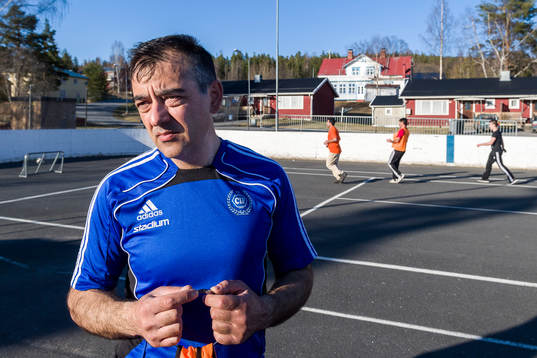 s tränare Tarlan Tahmazov. Uppföljning Gräsroten