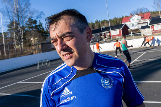 s tränare Tarlan Tahmazov. Uppföljning Gräsroten