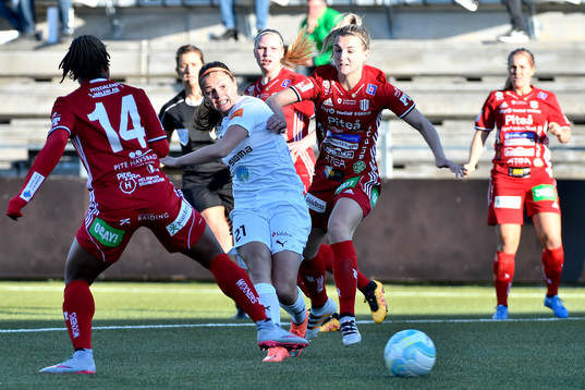 Bläddra bland fler bilder av Fotboll, Damallsvenskan, Rosengård - Piteå