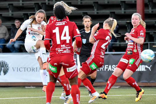 Rosengårds Lieke Martens gör 3-0