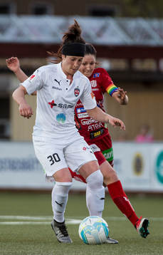 Rosengårds Ella Masar mot Piteås Josefin Johansson