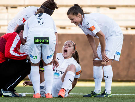 Rosengårds Lieke Martens skriker av smärta
