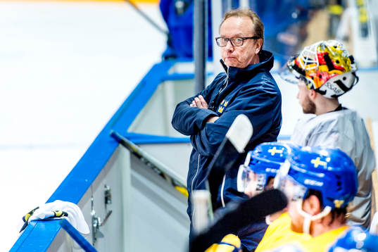 Förbundskapten Pär Mårts i båset