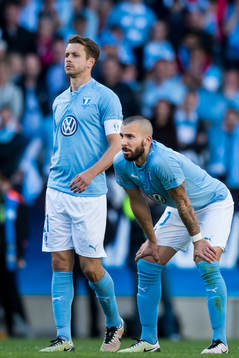 Malmö FFs Kari Arnason och Guillermo Molins deppar