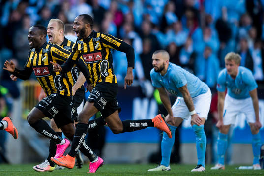 Häckens John Owoeri, René Makondele och Kari Arkivuo