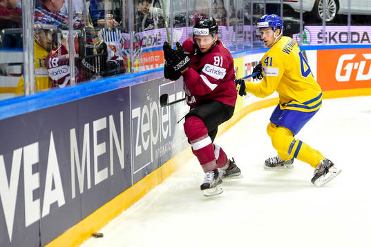 Lettlands Ronalds Kenins och Sveriges Alexander Wennberg