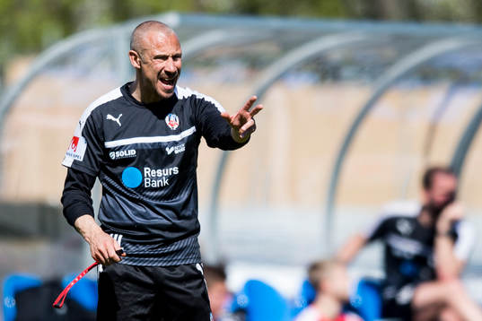 Manager Henrik Larsson