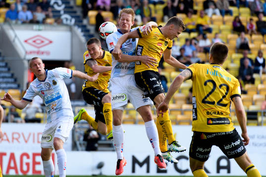 Nickduell i Gefles straffområde mellan Elfsborgs Viktor