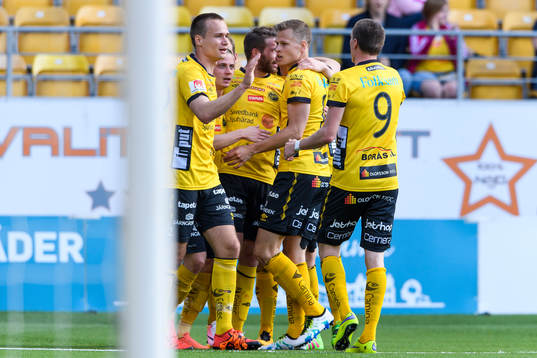 Elfsborgs spelarna jublar