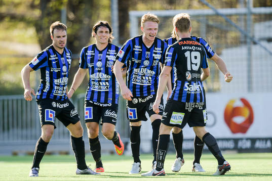 Sirius Nicklas Maripuu jublar