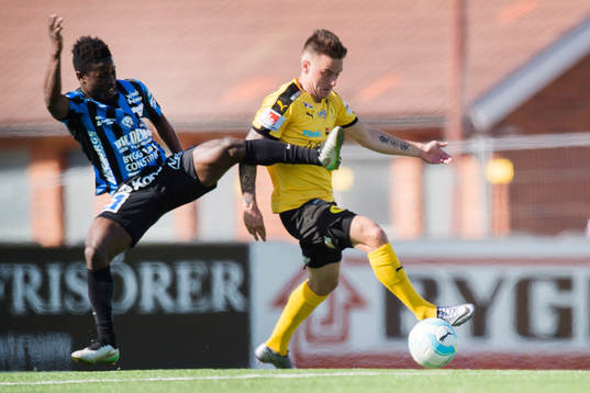 Sirius Kingsley Kofi Sarfo mot Frejs Pontus Silfwer