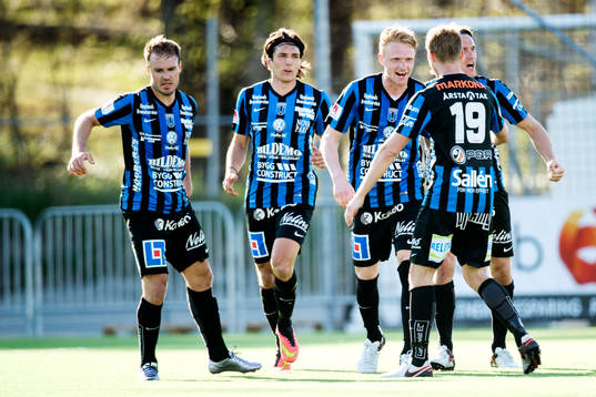Sirius spelare jublar