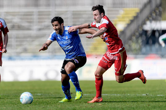Halmstads Mohammed Ali Khan och Degerfors Ronny Sabo