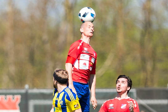 Bläddra bland fler bilder av Fotboll, Div 2, Eskilsminne - Höganäs