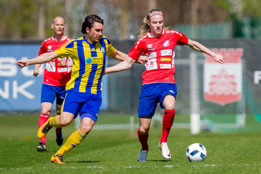 Eskilsminnes Mikael Berglund Bengtsson och Höganäs Oliver