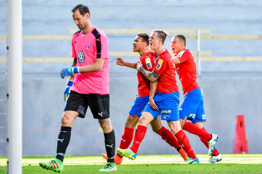 Helsingborgs Matthew Rusike , Alexander Achinioti-Jönsson