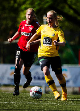 s Michaela Johnsson och Ältas Ellinor Lindbom