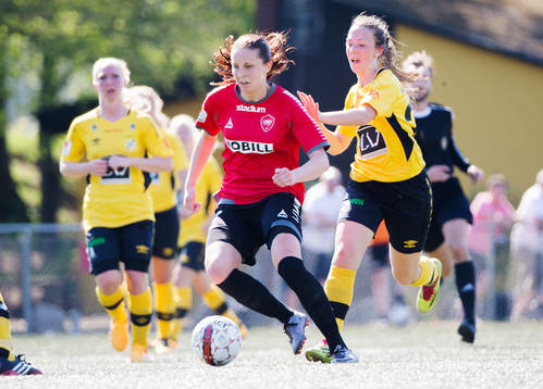 s Malin Gunnarsson och Ältas Anna Sterner