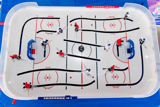 Ett ishockeyspel i Fan-Zone