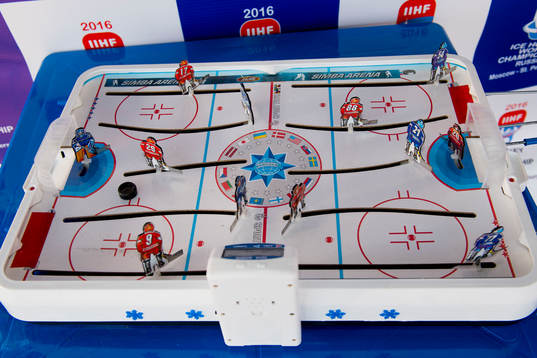 Ett ishockeyspel i Fan-Zone