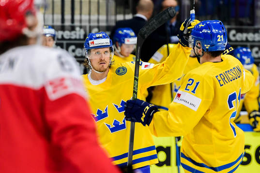 Sveriges Magnus Nygren jublar