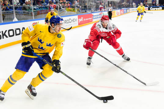 Sveriges Alexander Wennberg och Danmarks Oliver Lauridsen