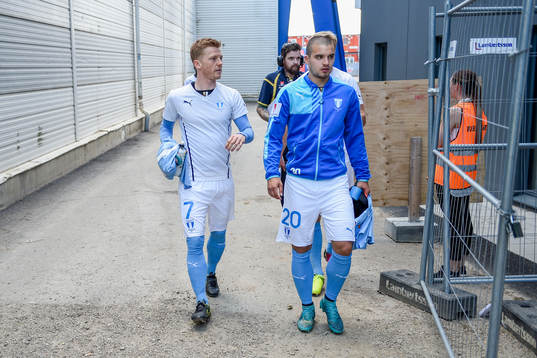 Malmö FFs Anders Christiansen och Vladimir Rodic före