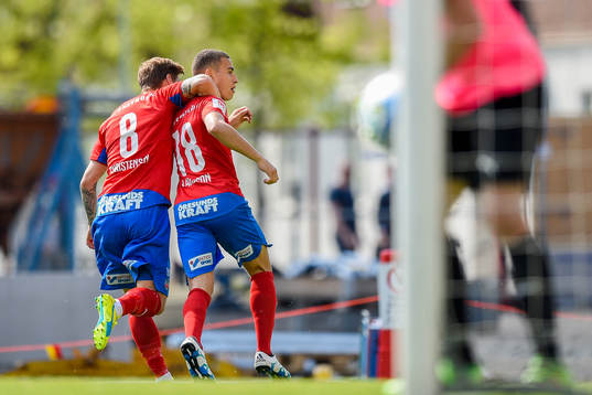 Helsingborgs Jordan Larsson jublar