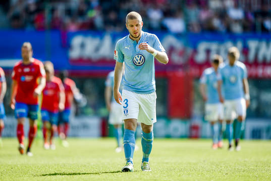 Malmö FFs Anton Tinnerholm deppar