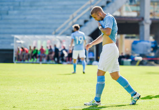 Malmö FFs Anton Tinnerholm deppar